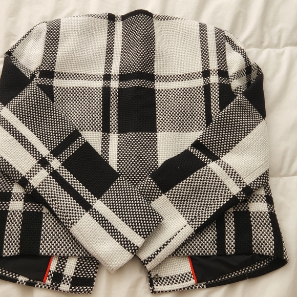 Vince Camuto Blazer Size 8 - Picture 6 of 12